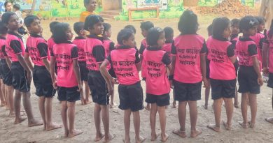 निशा फाउंडेशनतर्फे झापाचीवाडी जि.प. शाळेतील विद्यार्थ्यांना स्पोर्ट्स किटचे वाटप